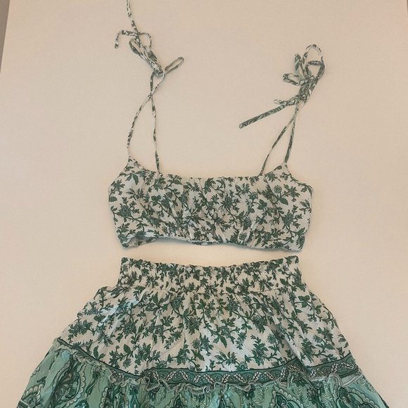 MATCHING SET - Picture 2 of 2